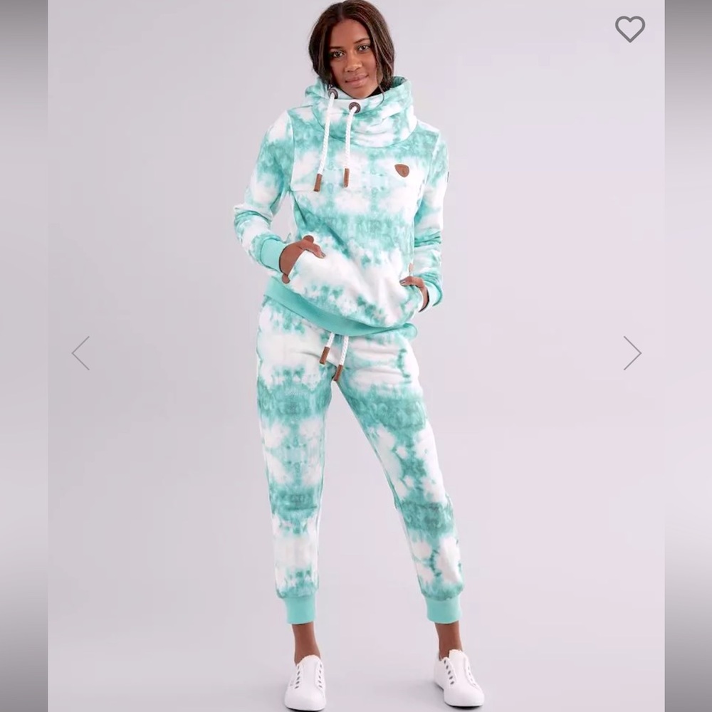 Wanakome Tie Dye Hooded Sweater